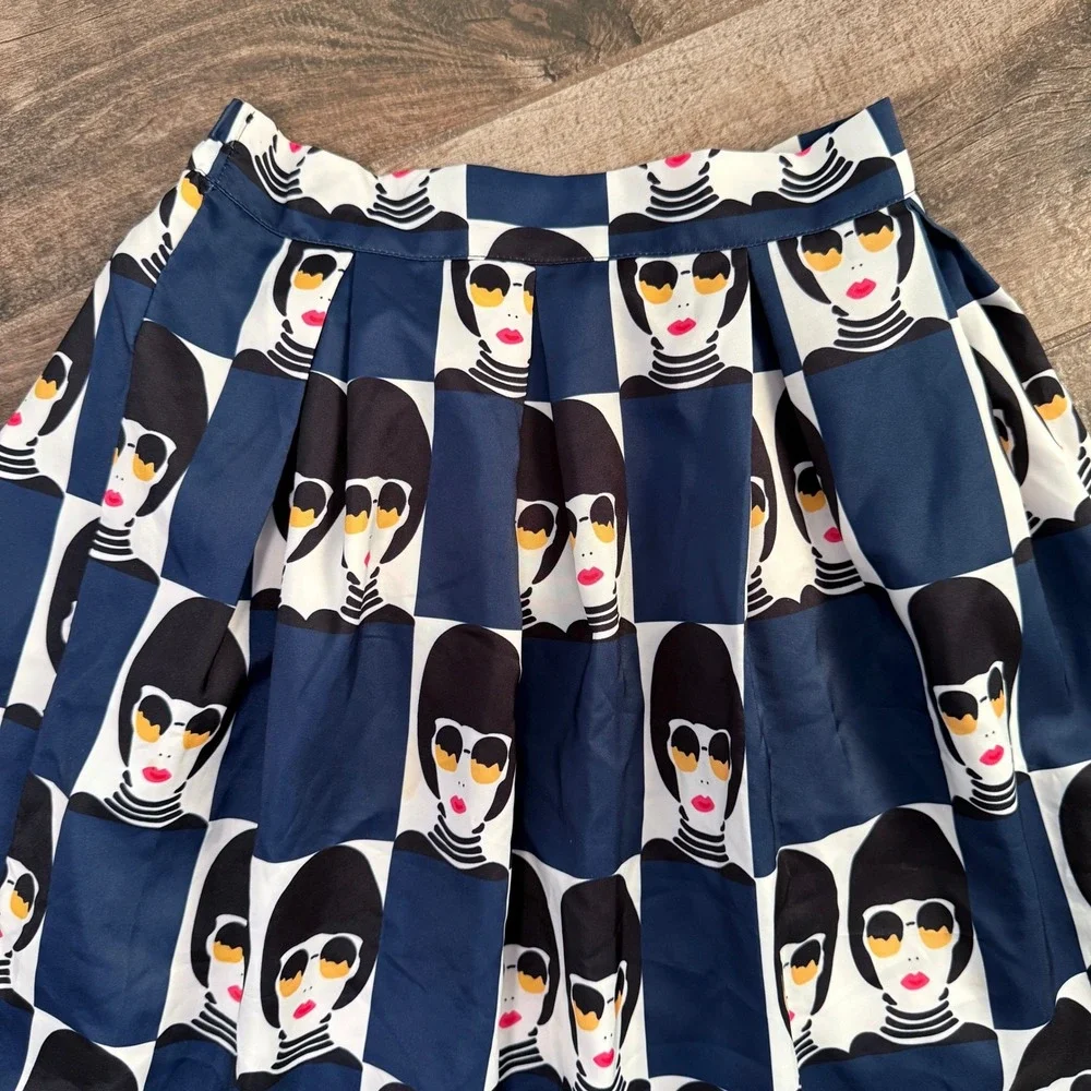 Cozy MOD Pop Art Graphic Pleated A-Line Skirt, Blue,M